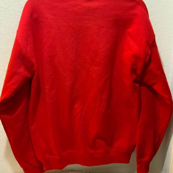 Elizabeth red Sweatshirt Design Around the Neck Embroidered  Elizabeth size M - Picture 4 of 6